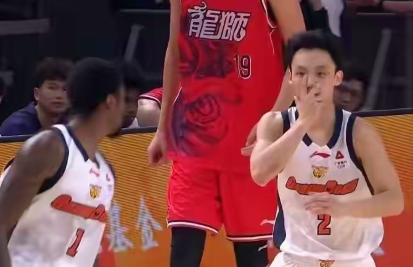 华体会HTH-广东记者关辛，中肯点评徐杰