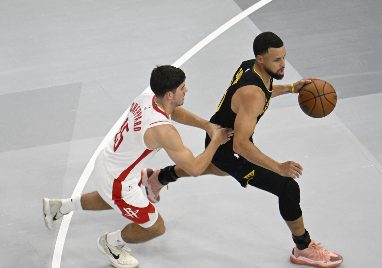 场均11+5,三分命中率超5成!恭喜火箭队,超级射手月底归队助力