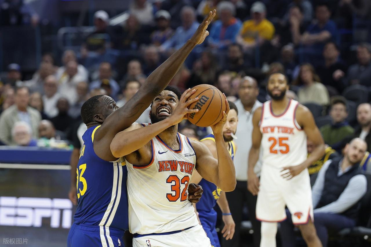 新水花兄弟诞生！库里迎来又一个克莱！太强硬！巴特勒打爆尼克斯