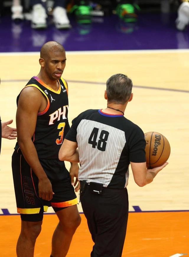 1681885131435052574.jpg 华体会下载-【夜读】曼城赔率第一与冠军无缘?