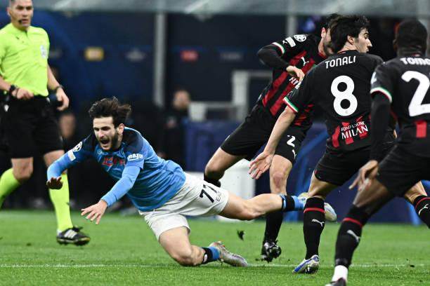 华体会HTH-2连败没招了？奥西门缺阵那不勒斯被米兰击中要害