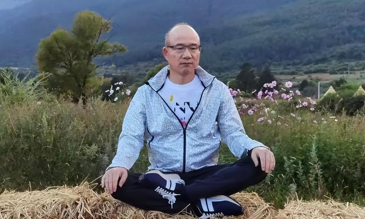 华体会体育-出身浙江豪门，前夫是上海顶级富豪，现仍在前夫集团担任高层领导