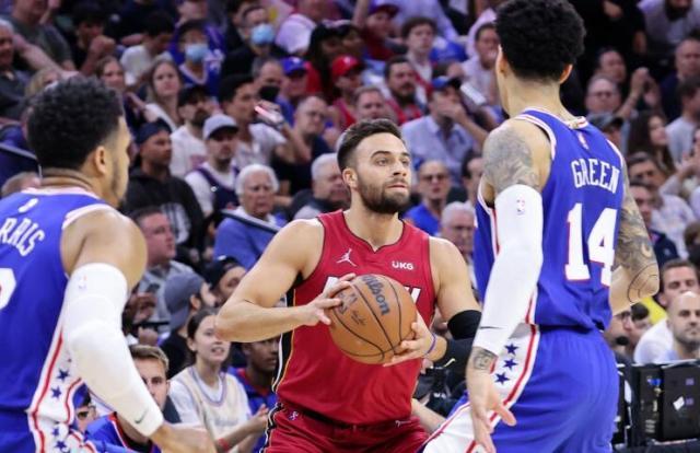 1652458368018010647.jpg 华体会官网-热火又一草根王牌崛起:斯特鲁斯3年穿越多少磨难?