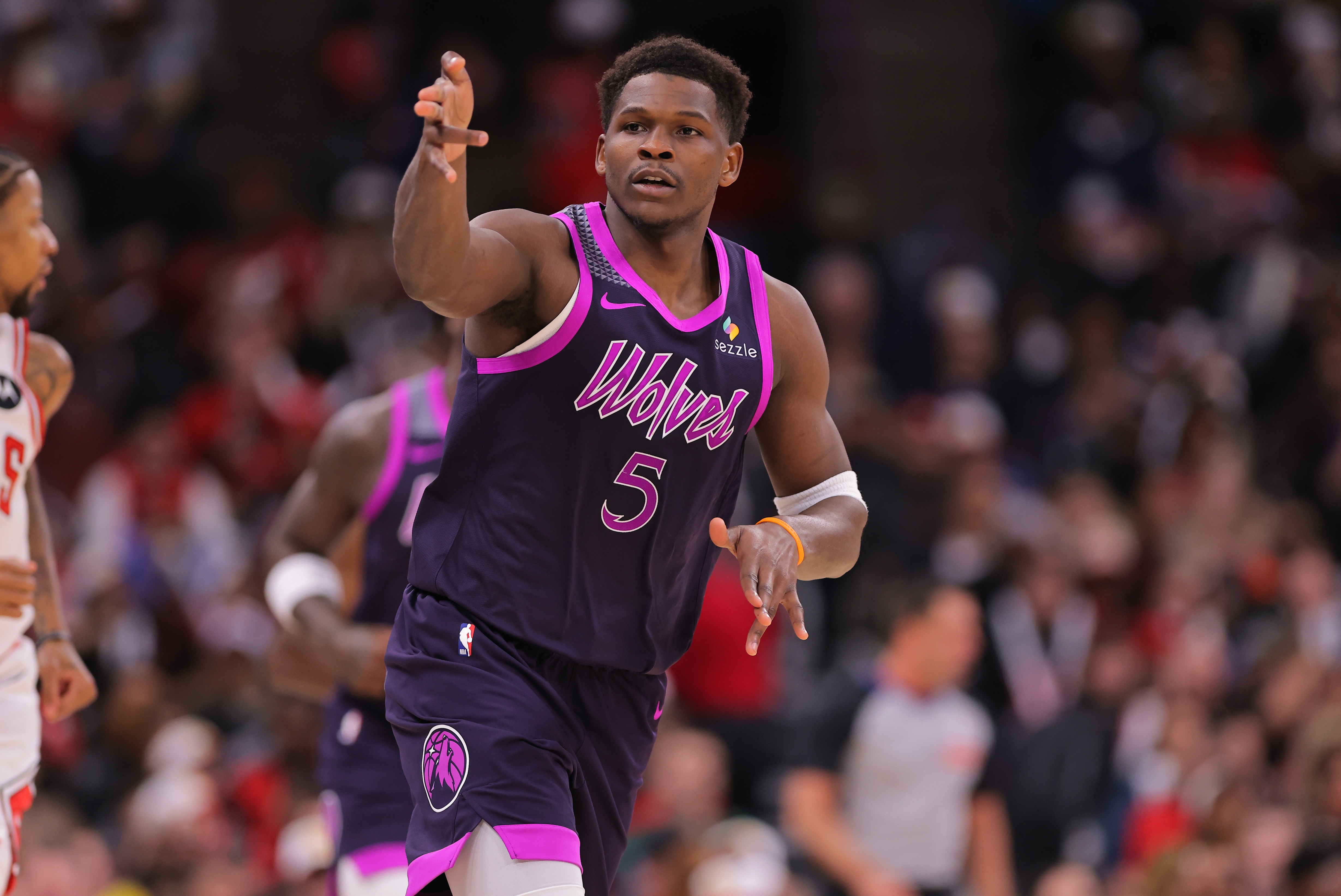 NBA彩经：开拓者力拼雷霆 勇士客胜黄蜂 马刺不敌尼克斯