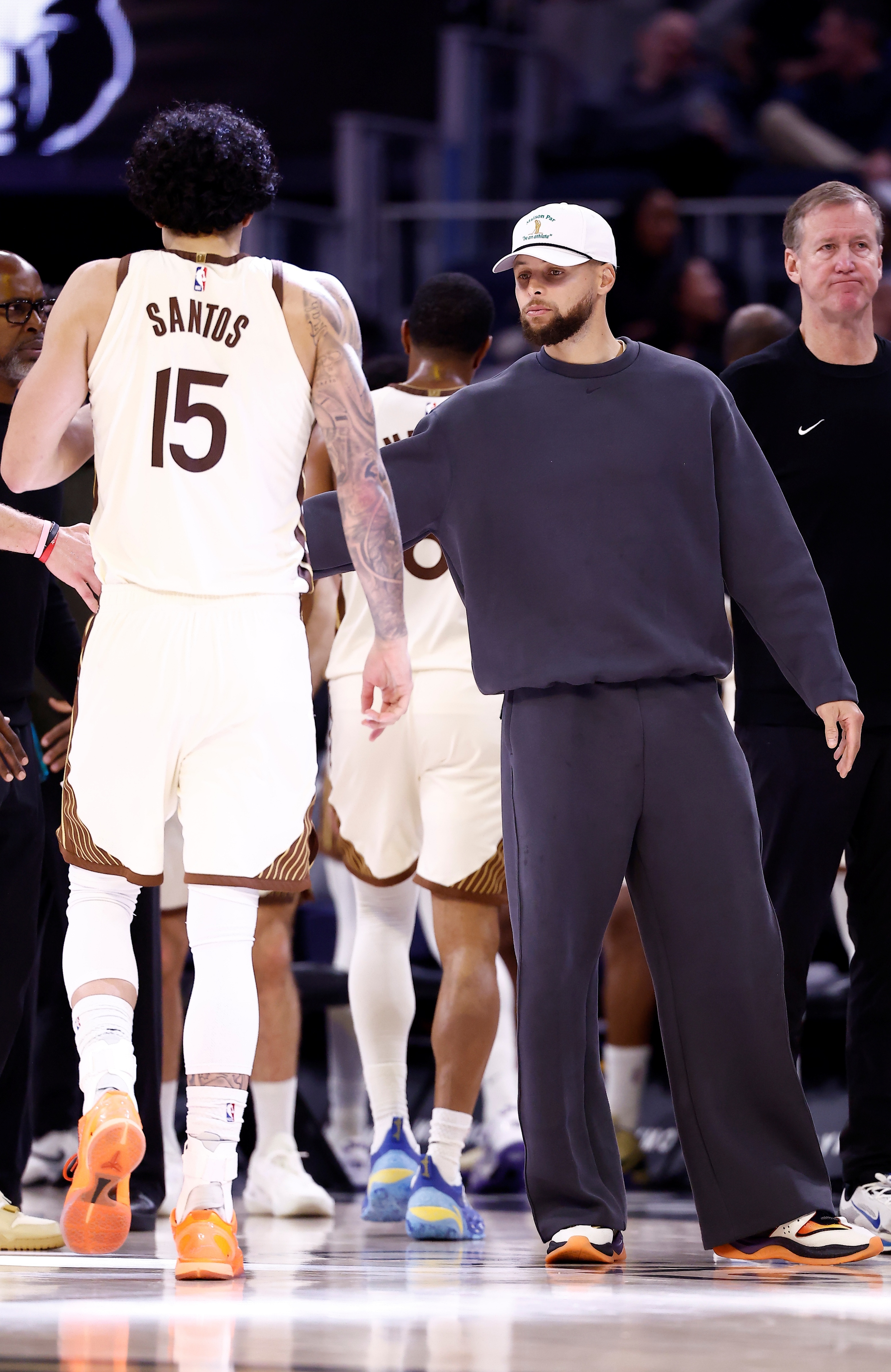 华体会体育-勇士让库里小伤大养&直接报销是对的 这赛季唯一重要的是抽乐透签