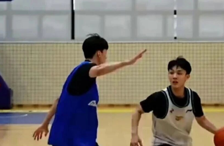 华体会HTH-CBA男篮最新动态！广东男篮vs广州男篮，赛前带来广东男篮徐杰、胡明轩、拉科塞维奇以及广州男篮徐昕最新消息