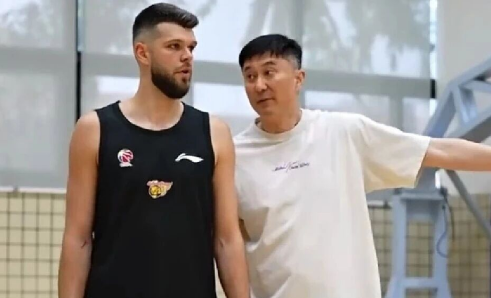 华体会HTH-CBA男篮最新动态！广东男篮vs广州男篮，赛前带来广东男篮徐杰、胡明轩、拉科塞维奇以及广州男篮徐昕最新消息